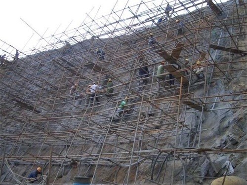 色达公路桩基检测